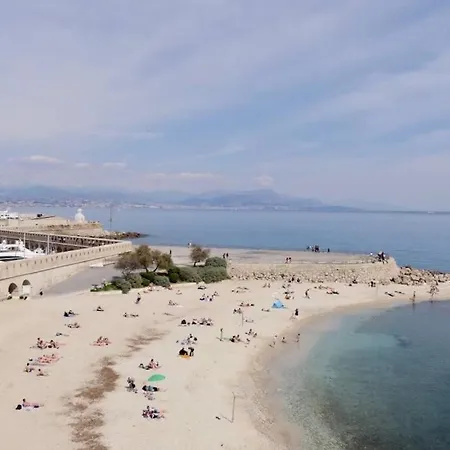 Apartment Bord De - Ac, Wifi, Chic, Sea View, 2 Minutes Walk Antibes